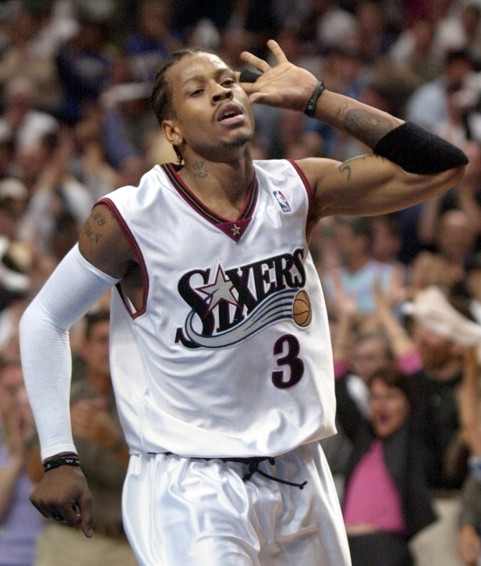 伦纳德砍下28分率队胜公牛 连续44场20+追平队史纪