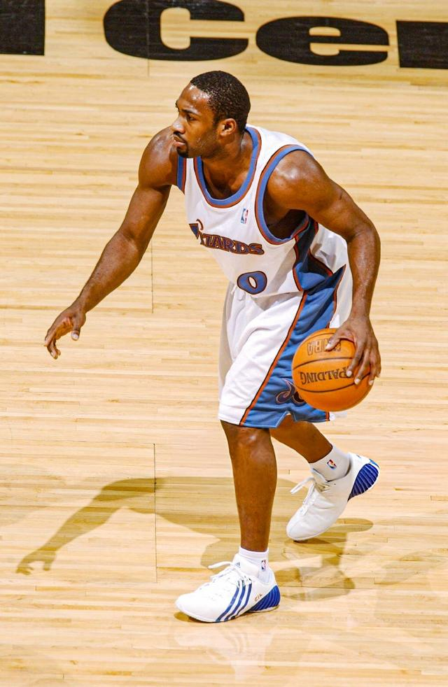 莫兰特伤病与球队重建的双重挑战