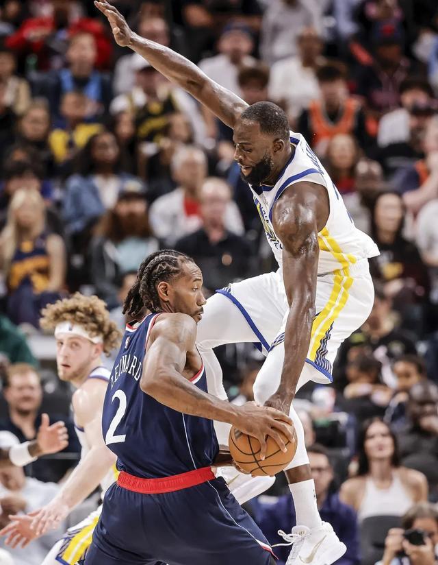 勇士老将逆转生死战 霍福德神射追梦抢断定乾坤